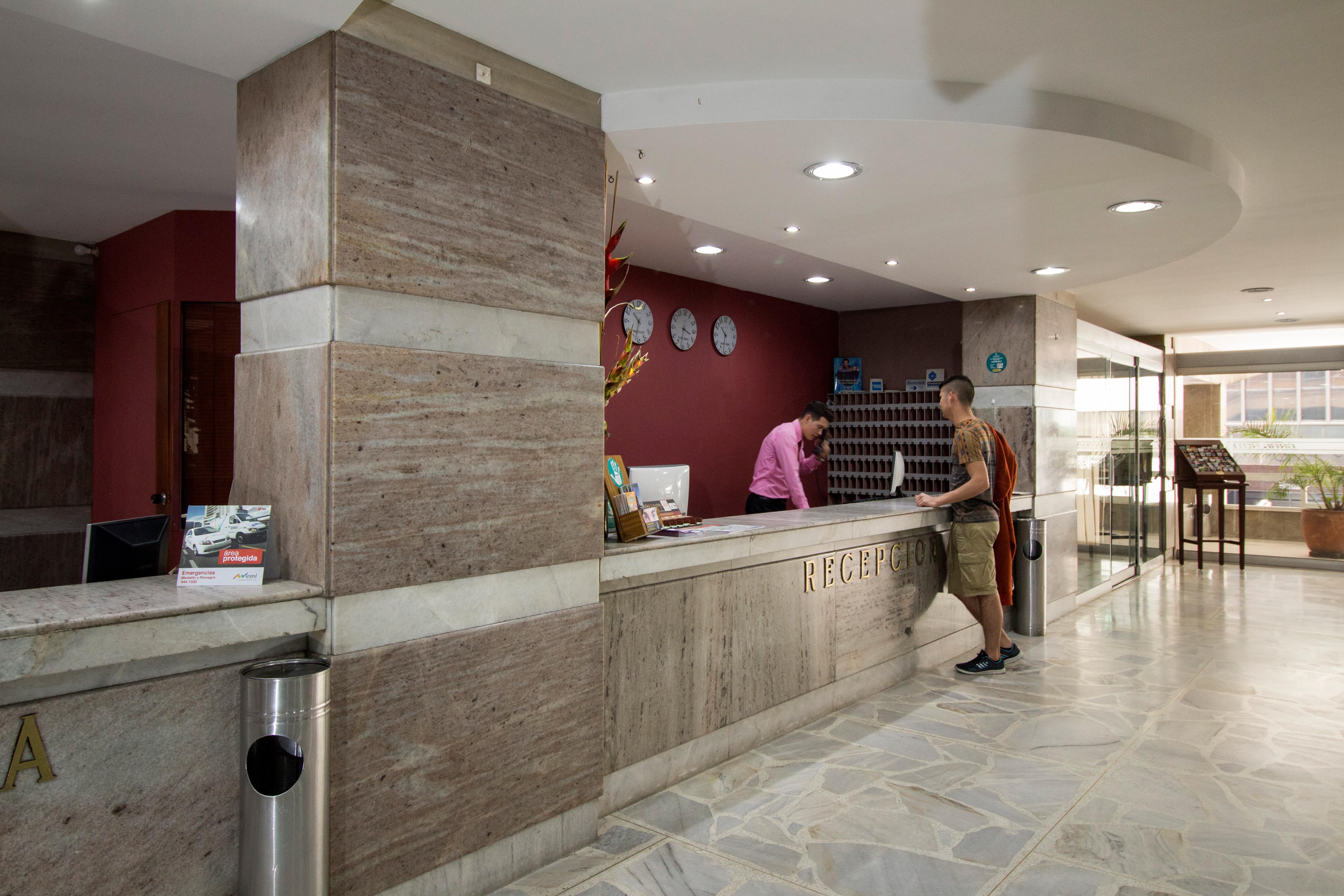 Gran Hotel Медельин Экстерьер фото